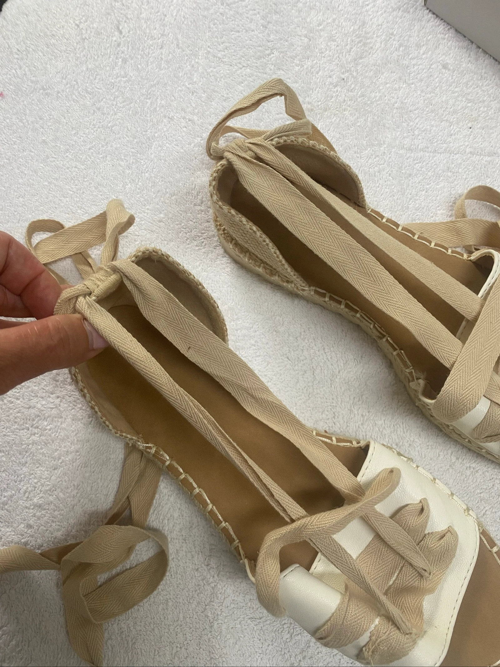 Espadrillesandalen met knoop aan de enkel – photo 3